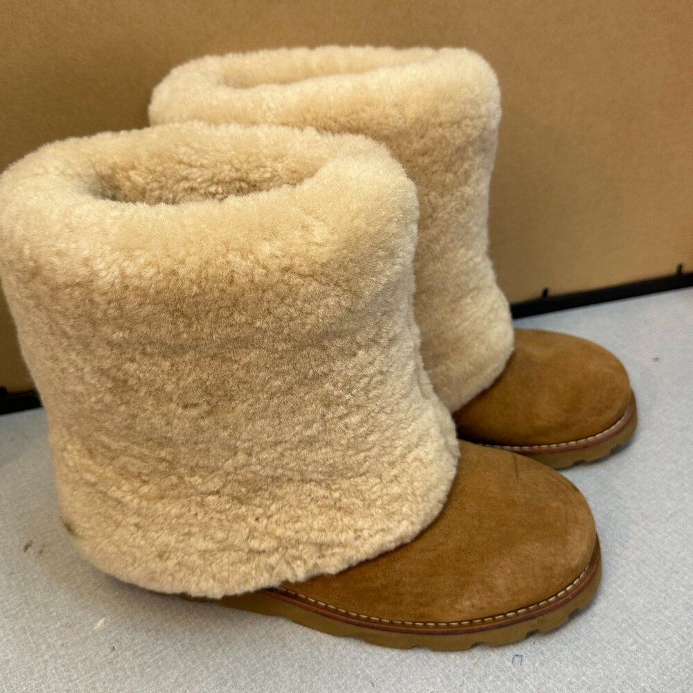 Ugg Maylin boots